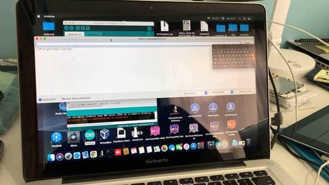 BYPASS ICLOUD FREE IPAD 3 @APPLETECH752 IPAD3BYPASSER TOOL MACOS смотреть онлайн