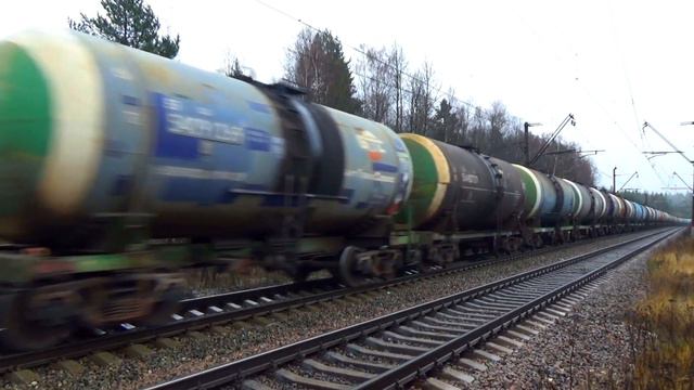 "Старый синий Фантомас!" Тепловоз 2ТЭ116-545 "БалтТрансСервис" с наливным грузовым поездом смотреть онлайн