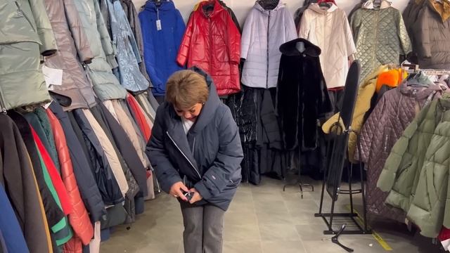 ?У ИРИНЫ ВАСИЛЬЕВНЫ НОВАЯ КОЛЛЕКЦИЯ ПУХОВИКОВ ❤️❤️Москва. Преображенская пл. смотреть онлайн