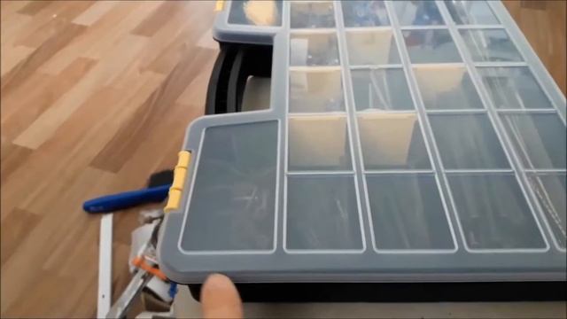 Практичный кейс - органайзер, для мелочевки и метизов, крепежа. смотреть онлайн