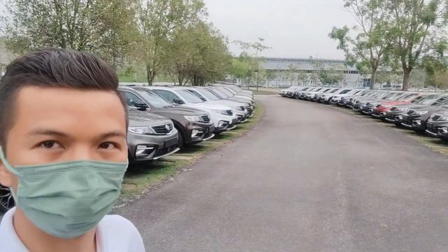 记录来到 Proton Tanjung Malim 工厂? 帮客户提车 смотреть онлайн