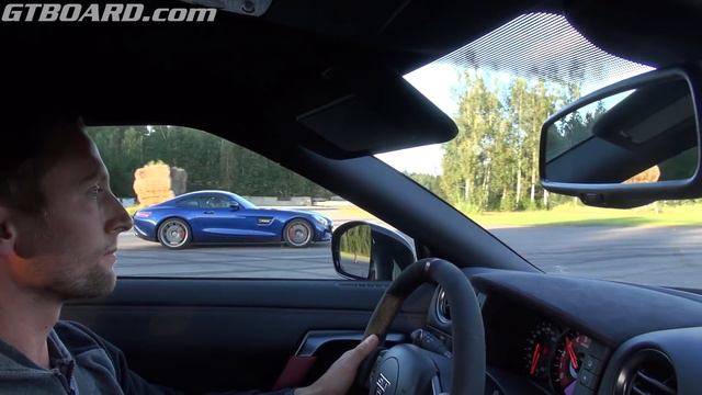 [50p] Mercedes AMG GT S vs Nismo GTR two races view from Mercedes смотреть онлайн