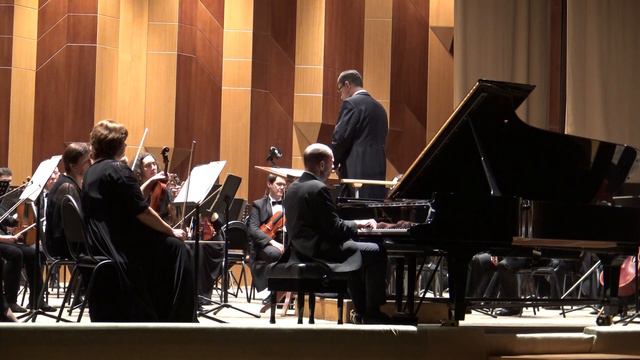 Beethoven - Concerto No.3 - Andrei Korobeinikov, Igor Verbitsky, Voronezh