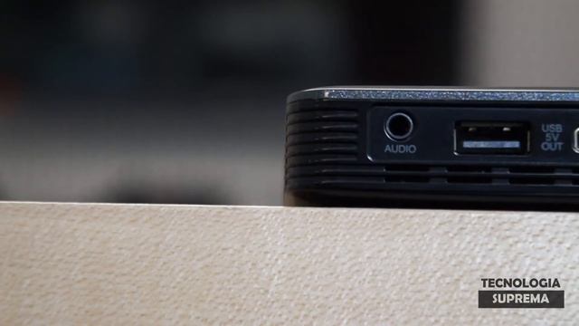Mini Led Proyector!  (brookstone Pocket Projector)
