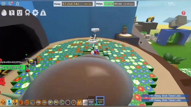 Убил босса улитку в симуляторе пчеловода Roblox смотреть онлайн