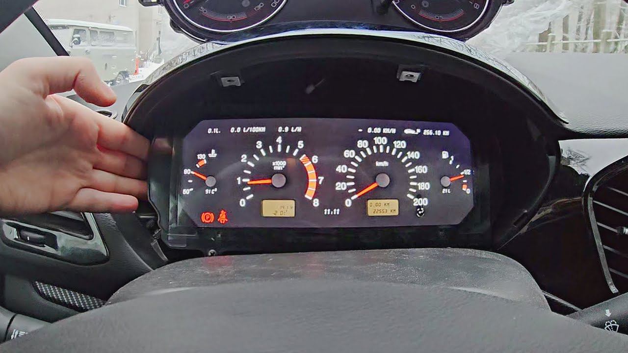 ДЕЛАЕМ ЧЕТЫРКУ ИЗ LADA VESTA) ПОДРОБНЫЙ ОБЗОР И УСТАНОВКА ЦИФРОВОЙ ПРИБОРНОЙ ПАНЕЛИ С GPS. смотреть онлайн