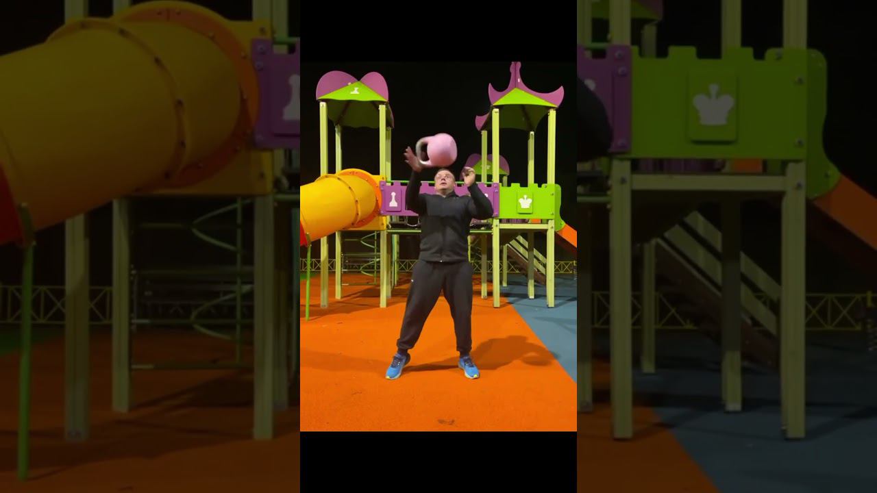 Бросок Кружка | Гиревое Жонглирование | Травматолог Юршин смотреть онлайн