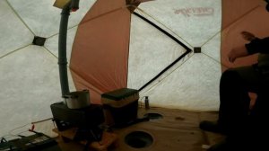 НАПОРОЛИ ЛЕЩА/Рыбалка зимой в палатке/Сутки на Льду