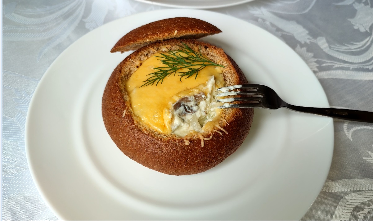 ЖУЛЬЕН В БУЛОЧКАХ! Это что-то новенькое!