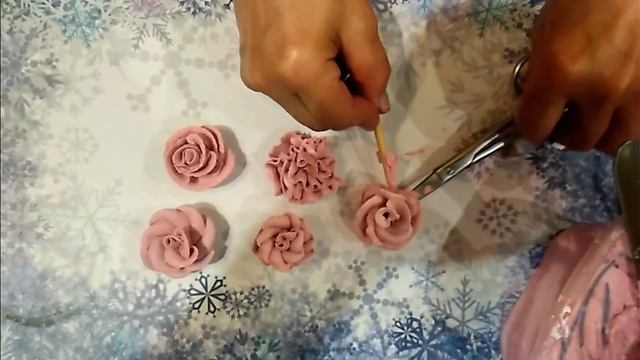 Цветы из крема. Розы, хризантемы и другие из взбитых сливок. смотреть онлайн