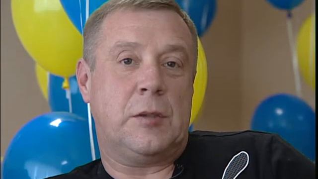Вадим Николаевич поздравляет бизнес клуб EF-Group смотреть онлайн