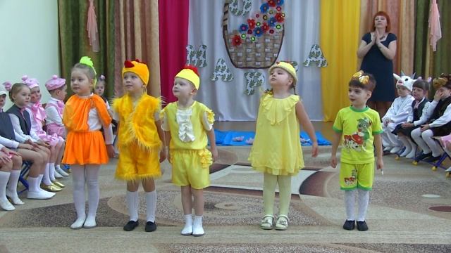 Праздник Весны в средней группе "Радуга". МДОУ № 17 "Карамелька" смотреть онлайн