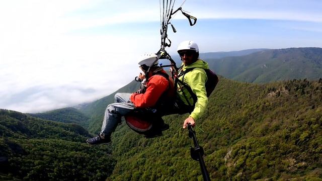 Полёт на пароплане Мамдзышха - Гагры апрель 20222 смотреть онлайн