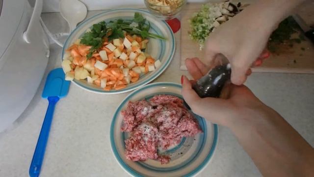 ? СУП В МУЛЬТИВАРКЕ С ФРИКАДЕЛЬКАМИ, КОПЧЁНЫМ СЫРОМ ? И ГРИБАМИ ? РЕЦЕПТ ⭐ ГОТОВИТЬ ЗДОРОВО⭐ смотреть онлайн