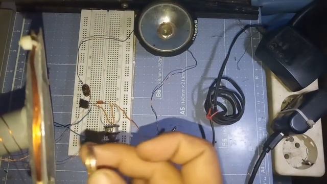 ?Subscribe & lerns more ?DIY BFO Metal Detecktor Pasti bisa NEW simple cirkuit смотреть онлайн