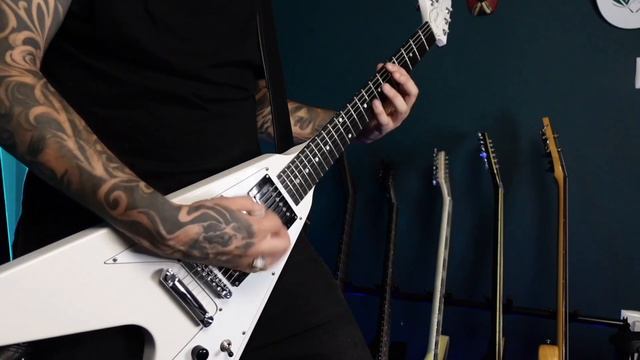 James Hetfield Flying V “Kill ‘Em All”- enjoying some riffs #jameshetfield #metallica #72seasons смотреть онлайн
