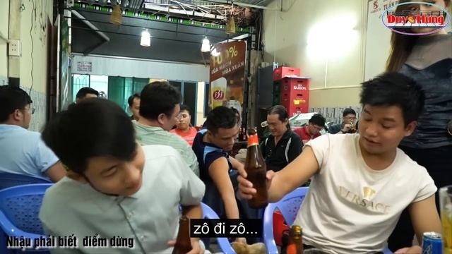 Hai bà vợ tới quán nhậu song ca khiến các ông chồng xanh mặt | Nhạc chế Nhậu Phải Biết Điểm Dừng смотреть онлайн
