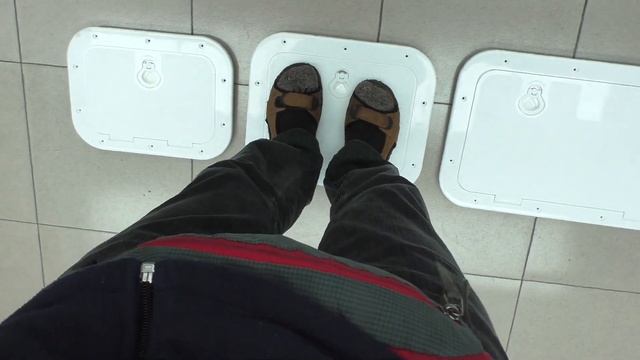 Тест смотровых люков Easterner для лодки или катера смотреть онлайн