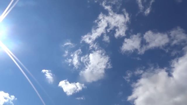 Авиашоу над Волгой. Самара. День Российского флага. смотреть онлайн