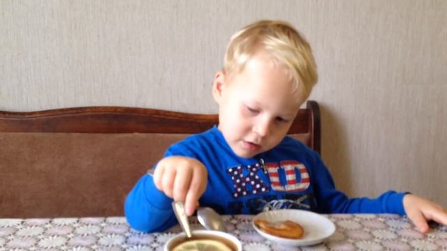 ПЕРЕКРАСИЛА ВОЛОСЫ , ПЕРЕДЕЛАЛА НОГТИ и занимаюсь домашними делами. смотреть онлайн