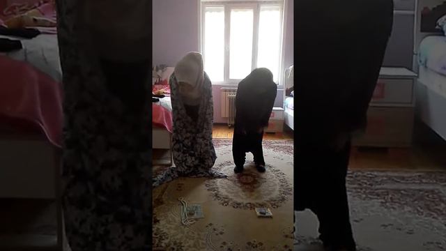 Balacaların namaz qılması смотреть онлайн