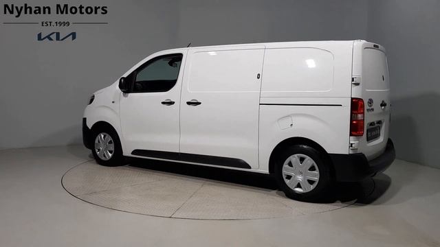 2020 Toyota Proace L1 ICON смотреть онлайн