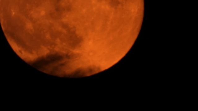 Полнолуние 26 мая 2021 - суперлуние: Луна полная и на ближайшем расстоянии от Земли смотреть онлайн