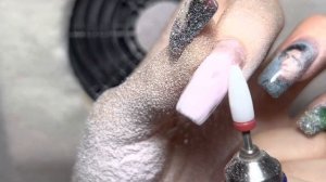 КАК СНЯТЬ ГЕЛЬ САМОЙ СЕБЕ АППАРАТОМ(ФРЕЗОЙ)? СНЯТИЕ ГЕЛЬ-ЛАКА КУКУРУЗНОЙ ФРЕЗОЙ, СНЯТИЕ ПОКРЫТИЯ