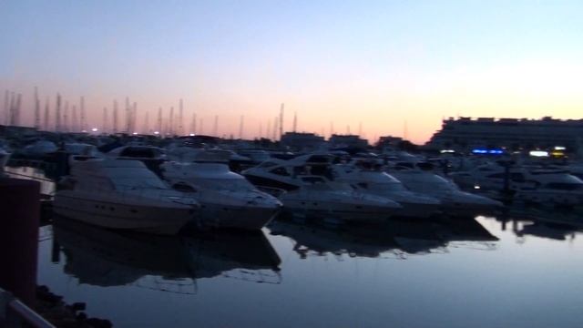 Nightfall at the Marina in Vilamoura - Algarve - Portugal - HD смотреть онлайн