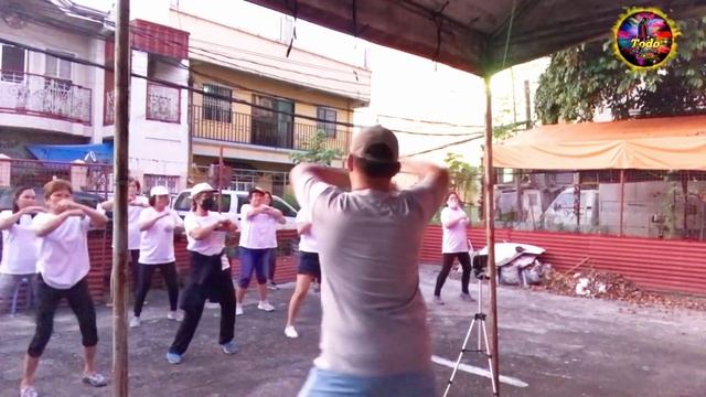 RETRO WARM UP FITNESS DANCE 2023 | Zumba Fitness Dance #retrofitness #zumbafitness #zumbafitness смотреть онлайн