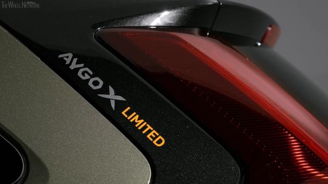 2022 Toyota Aygo X | Cardamom | Exterior, Interior смотреть онлайн