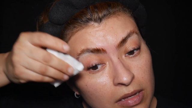 Using a lash lift kit to laminate my eyebrows! ?? смотреть онлайн