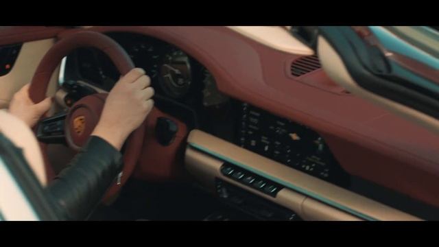 The Porsche Design Chronograph 911 Targa 4S Heritage Design Edition смотреть онлайн