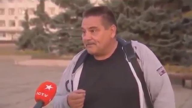 Страдания ICTV. Житель Рубежного рассказал корреспонденту страшную правду....mp4
