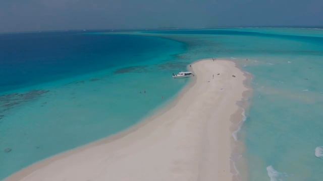 Maldives - sand bank in Vaavu Atoll смотреть онлайн