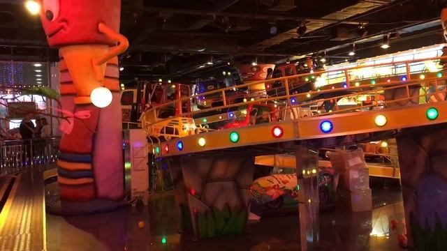 Развлекательный парк "Funky Town" в ТЦ "Сан-Сити". Город Новосибирск смотреть онлайн