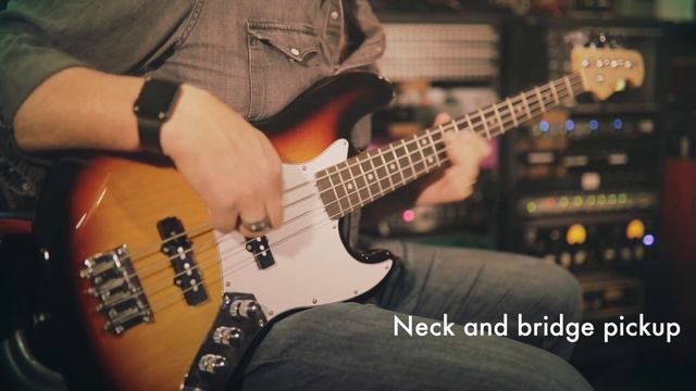 Artist JB2 Electric Bass Guitar with Accessories. смотреть онлайн