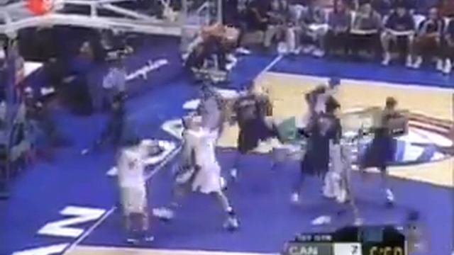 Allen Iverson Behind-the-Back pass to Tim Duncan USA Game смотреть онлайн