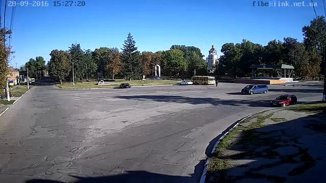 Онлайн камера Міський Парк м. Гадяч смотреть онлайн