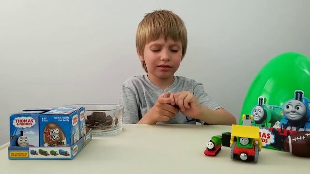 Большое яйцо с сюрпризом ТОМАС И ЕГО ДРУЗЬЯ Киндеры и игрушки Томас и его друзья Tomas And Friends