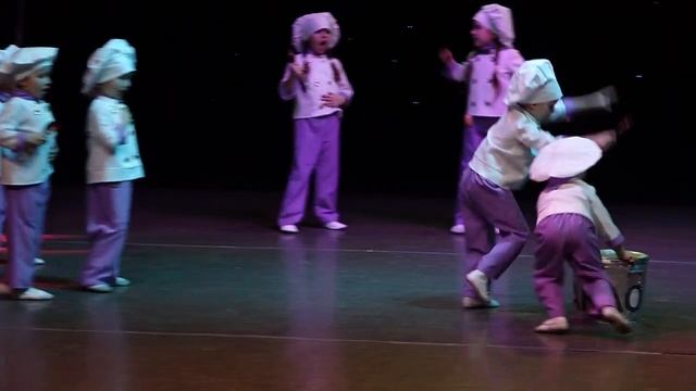 Танец Поварят (Фестиваль "Art Dance 2018" ) смотреть онлайн