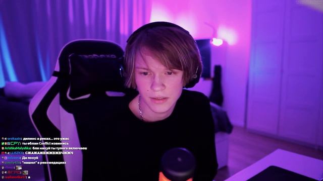 Самый глупый конфликт твича Deepins vs T2x2 смотреть онлайн