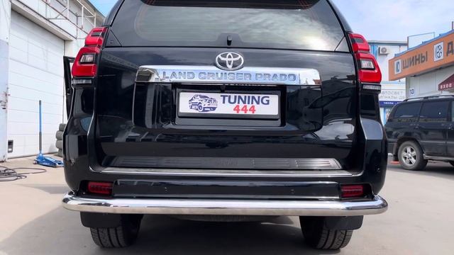 Фонари в задний бампер Toyota Land Cruiser Prado 150. смотреть онлайн