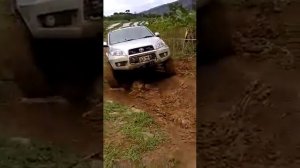 Test Toyota Rush offroad
