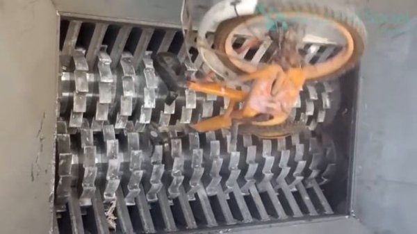 Extreme powerful crusher machines fast crushing everything for new recycle.Shredder!#37