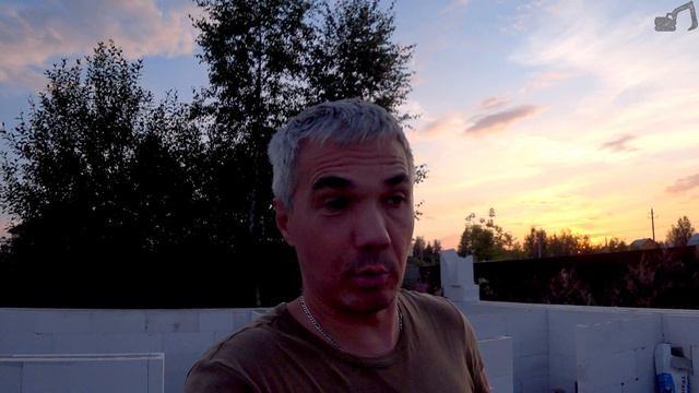 Поднимаю ряды газобетона и обхожу тормоза ЮТЮБА смотреть онлайн