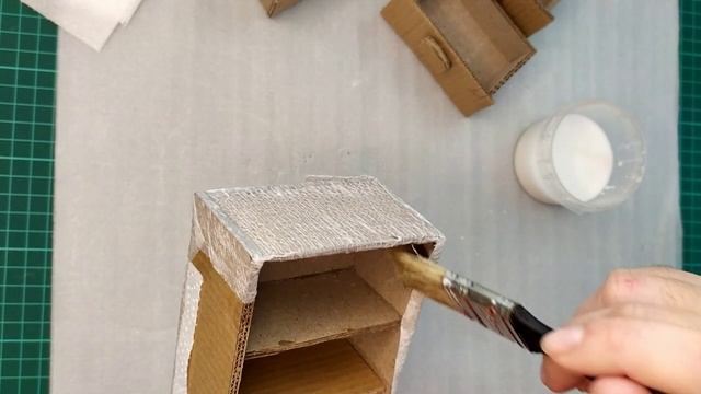 Комод в кукольный домик смотреть онлайн