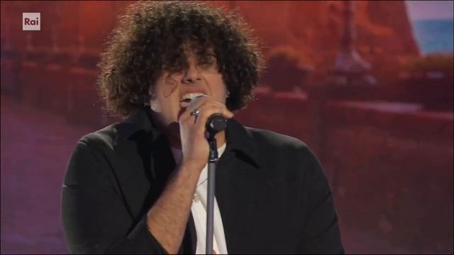 Despaux canta "Back to black" - Dalla strada al palco 27/02/2024 смотреть онлайн