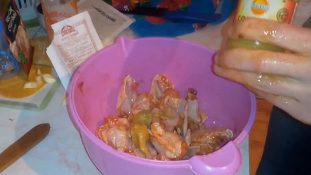 Куриные крылышки с кисло-сладким соусом к пиву / Рецепты от MrDedich смотреть онлайн