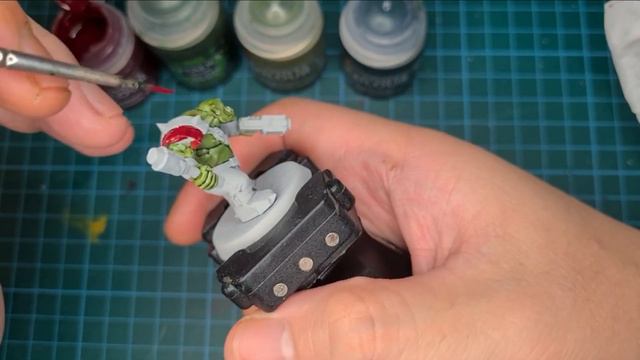 Warhammer Contrast Painting Tutorial: Ork Boyz | Fast And Easy | 2 Ways To Paint Ork Skin